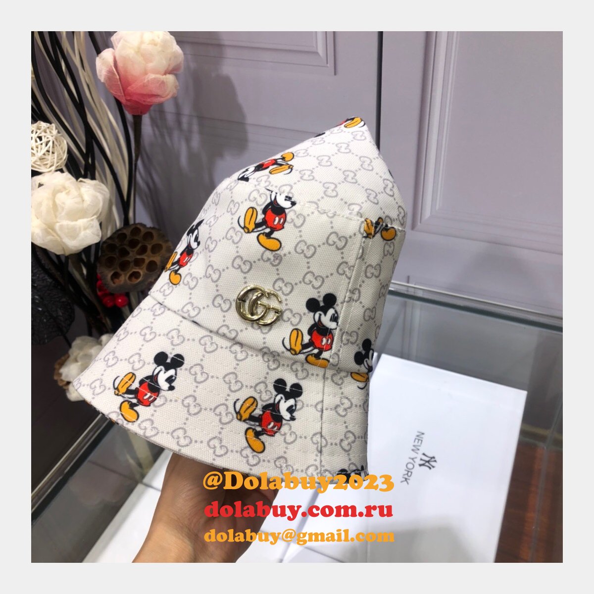 7 Star Gucci Mickey fisherman hat