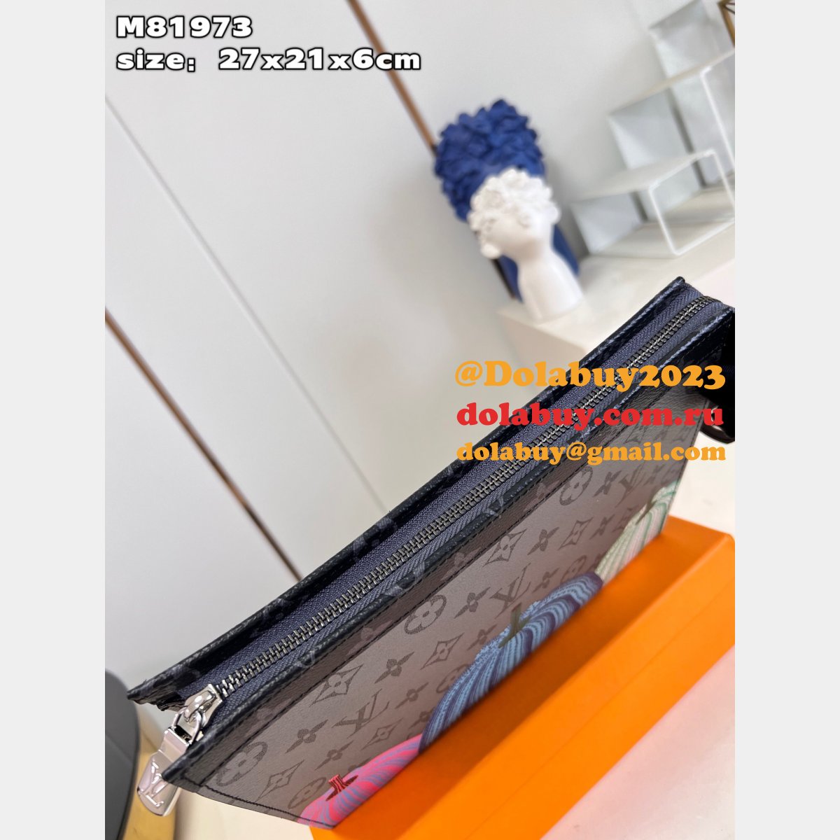 Designer LV x YK Pochette Voyage Monogram Eclipse M81973 Bag