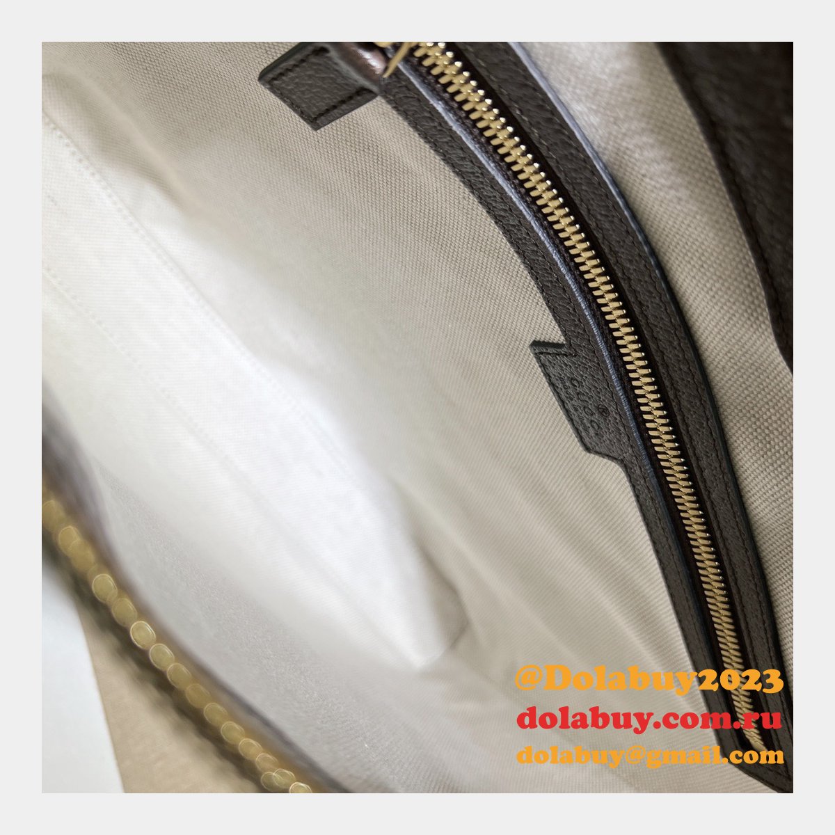The highest quality fake gucci 699130 Jumbo GG messenger bag