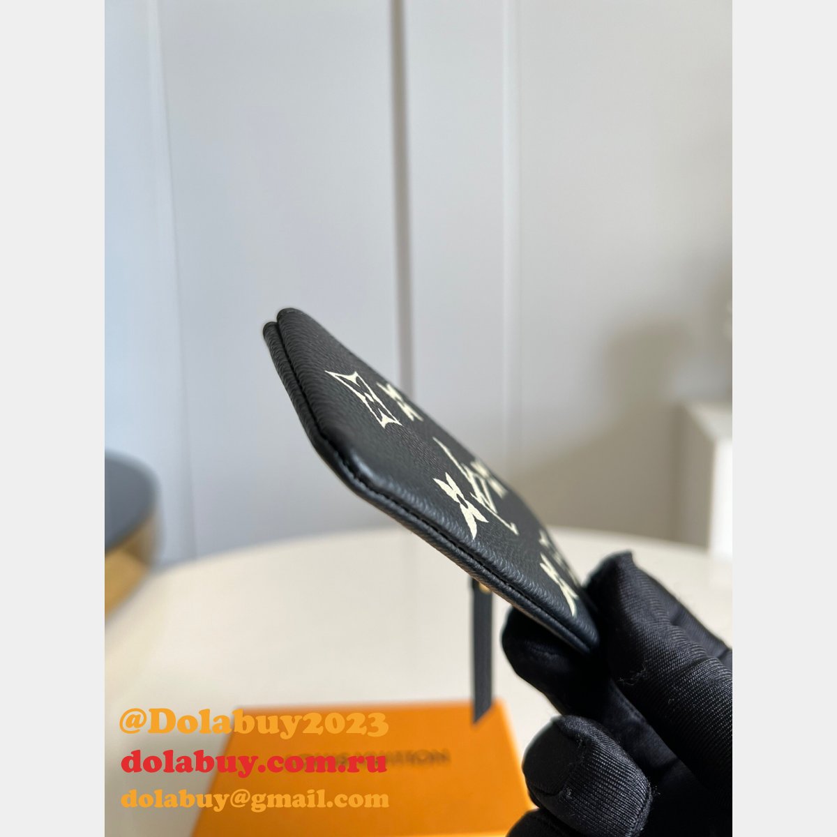 Louis Vuitton Knockoff M80885 Sale Key Pouch Monogram Empreinte Leather Black