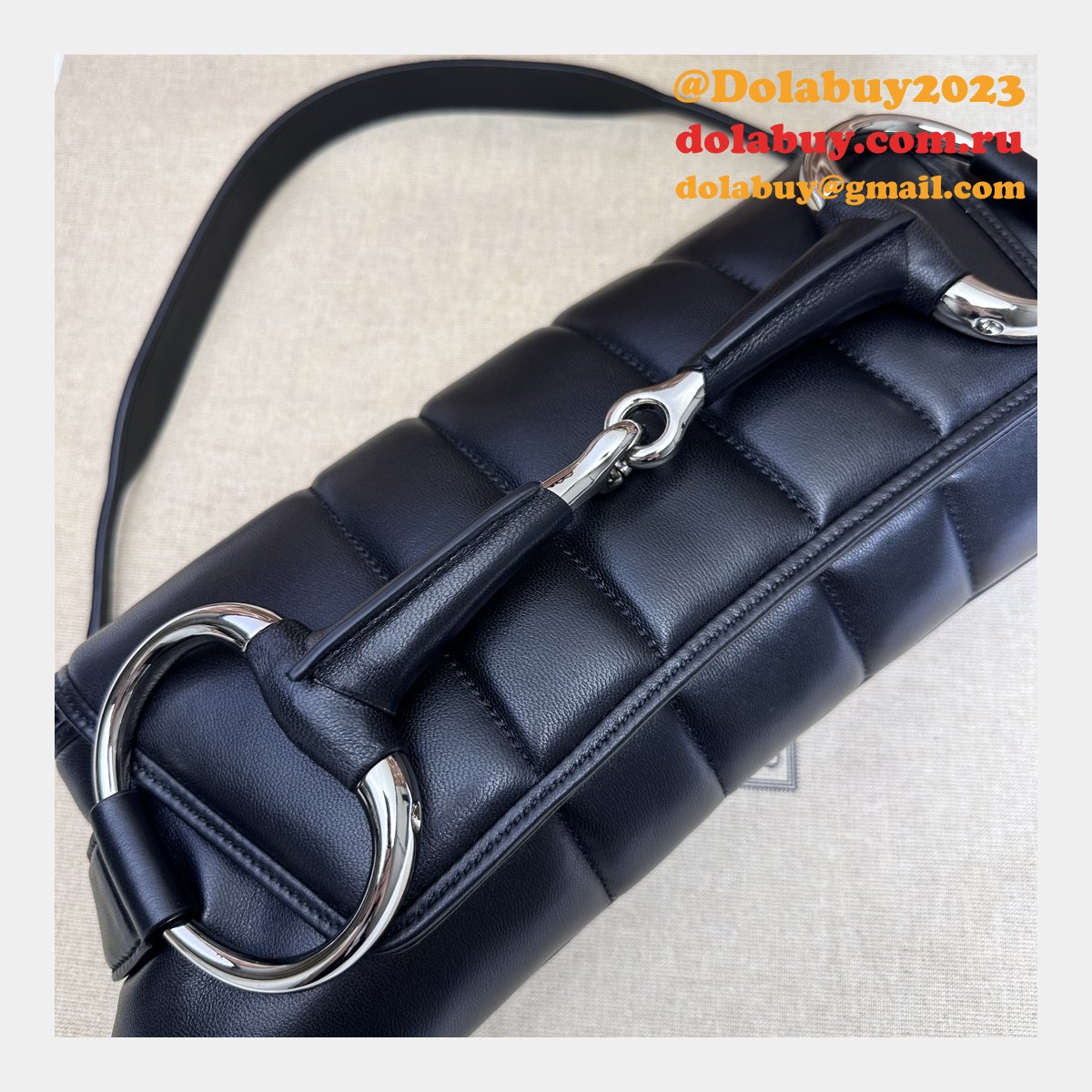 Designer Gucci Horsebit Inspired Chain 764255 Shoulder Bag