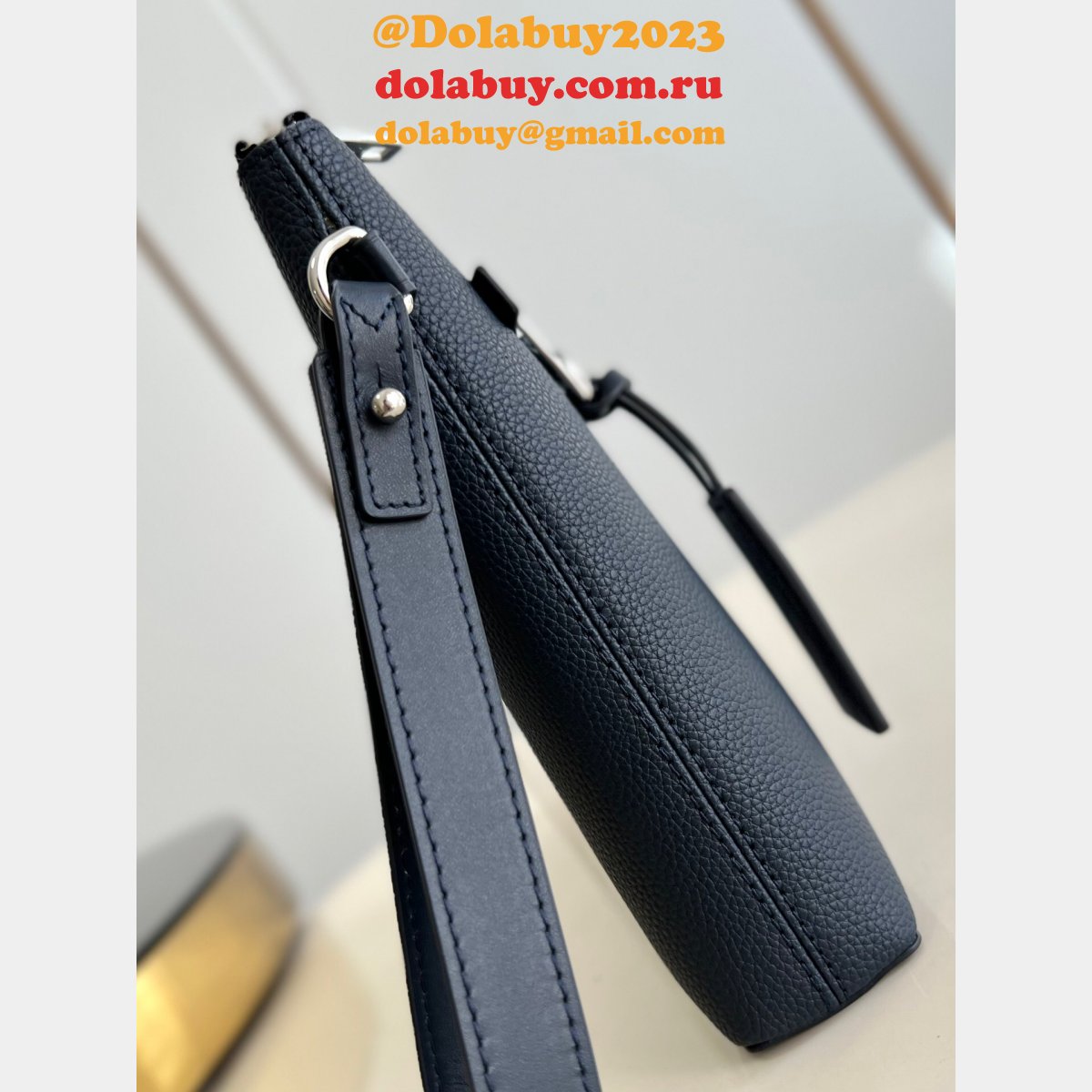 The Best Louis Vuitton Dolabuy M69837/M69835 Ipad Pouch LV AEROGRAM Wallets