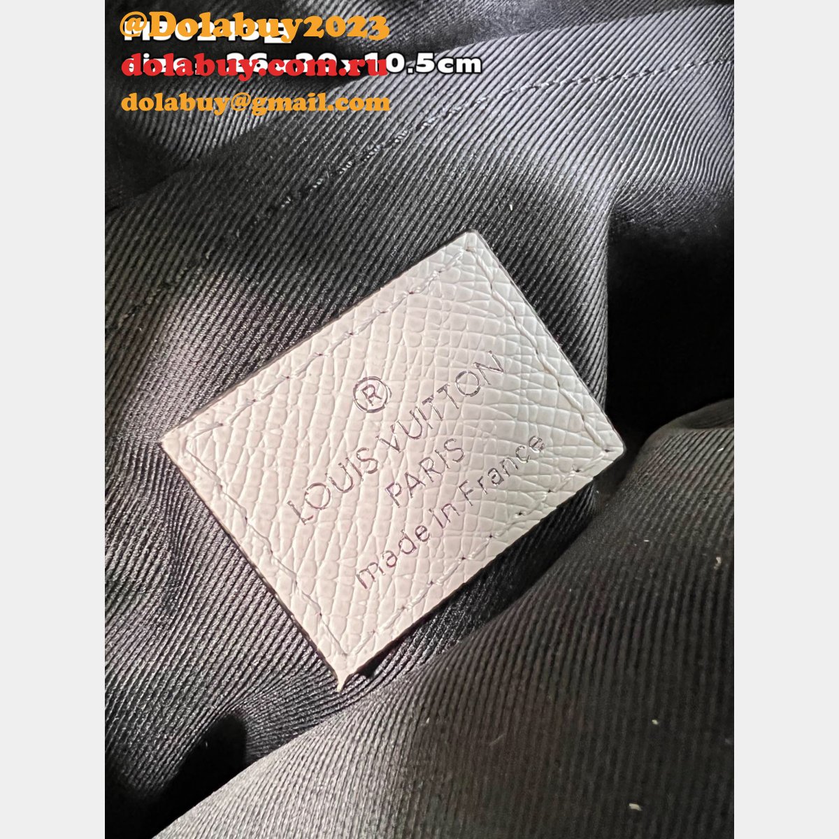 Designer Louis Vuitton Replica Outdoor Messenger Taigarama M30243 Bag