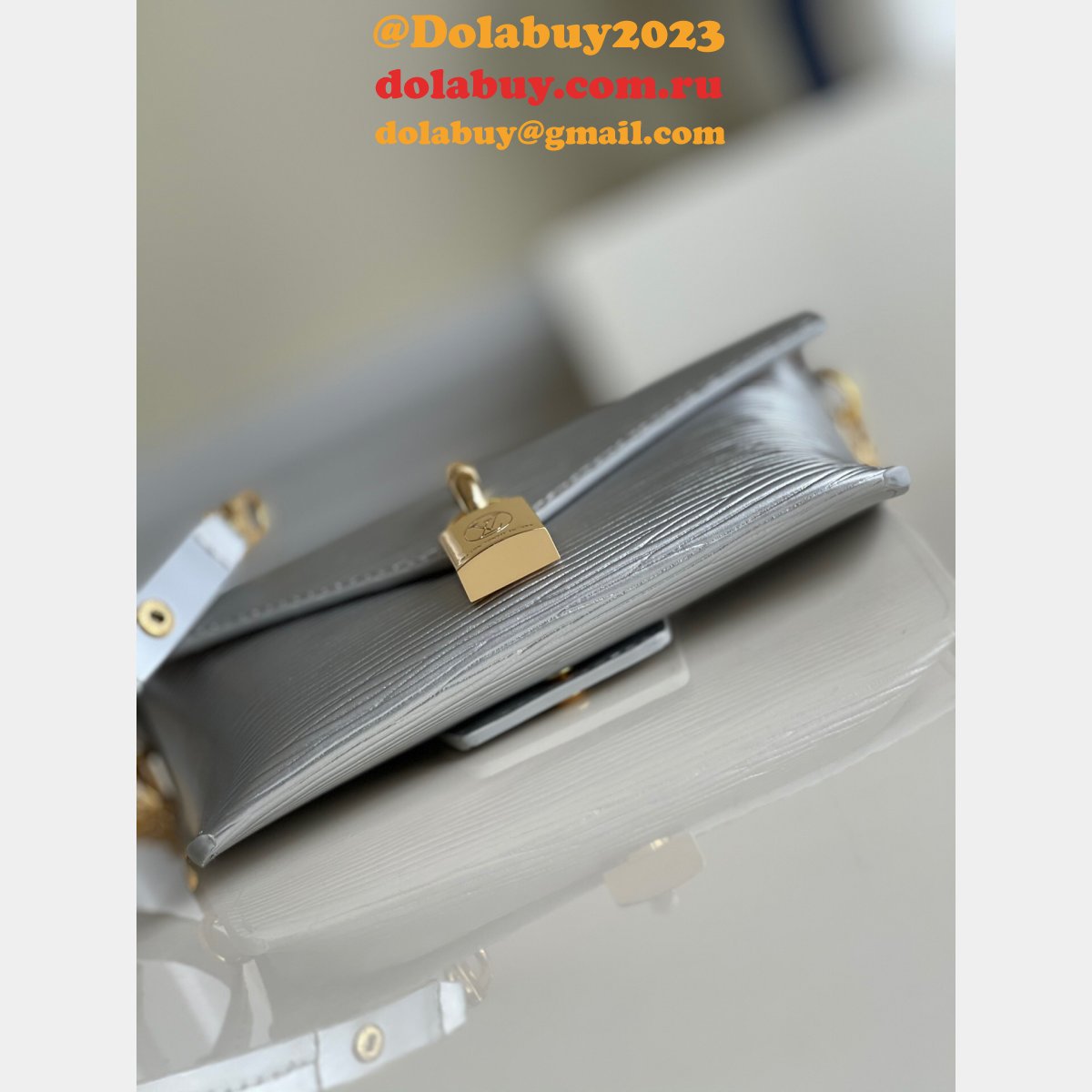 AAA Replica Designer Louis Vuitton Casual Style 2WAY Plain Leather EPI Handbags