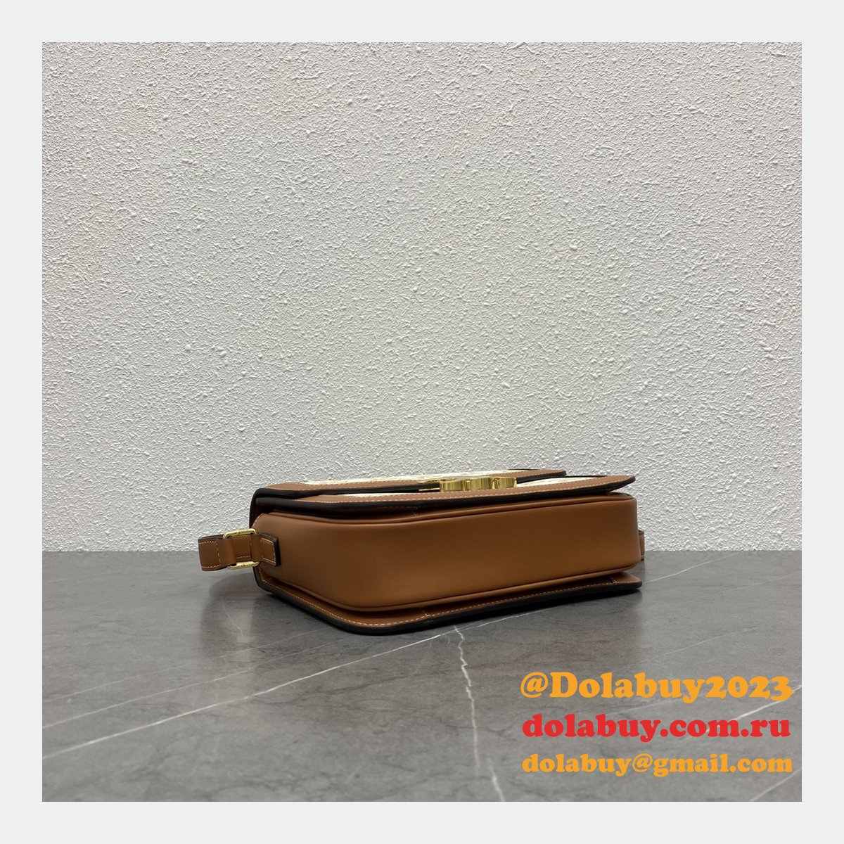 Celine Top Quality Triomphe Teen 18/22CM 188423 Knockoff Bag