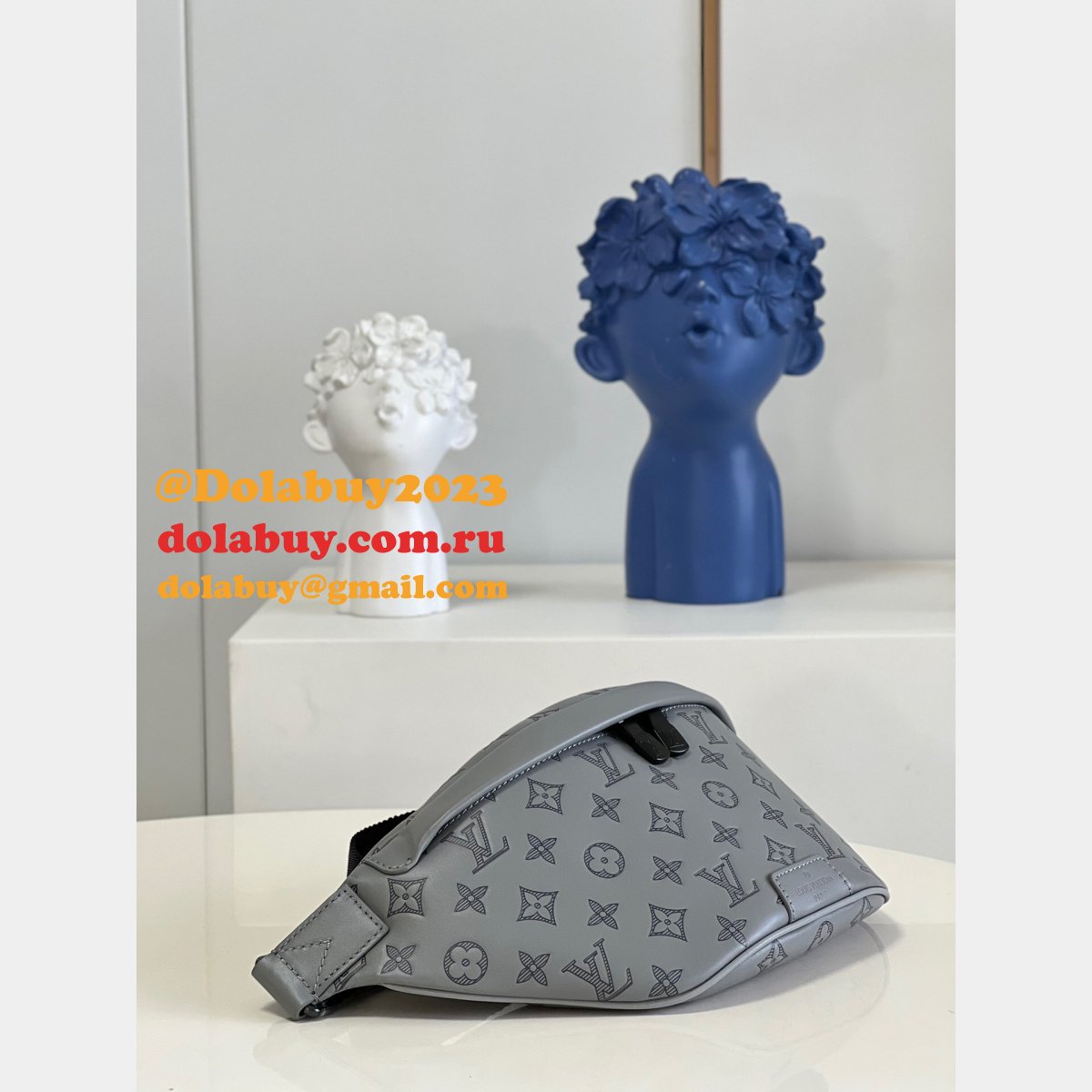 The Best Louis Vuitton Discovery Bumbag G65 Men M46108 Replica Bags