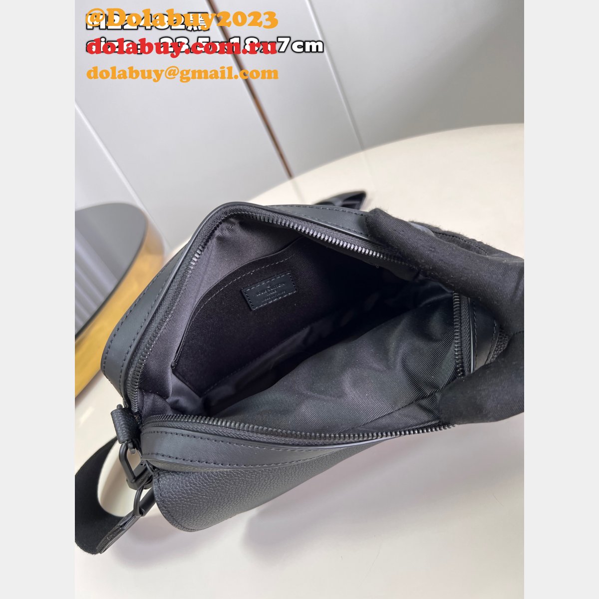 Fastline Messenger LV Aerogram Louis Vuitton Replica M22611 M22482 Bag