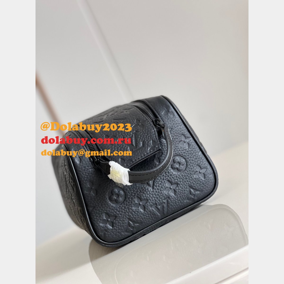 Louis Vuitton Replica AAA+ Dopp Kit Taurillon Monogram M59478 Travel Bag