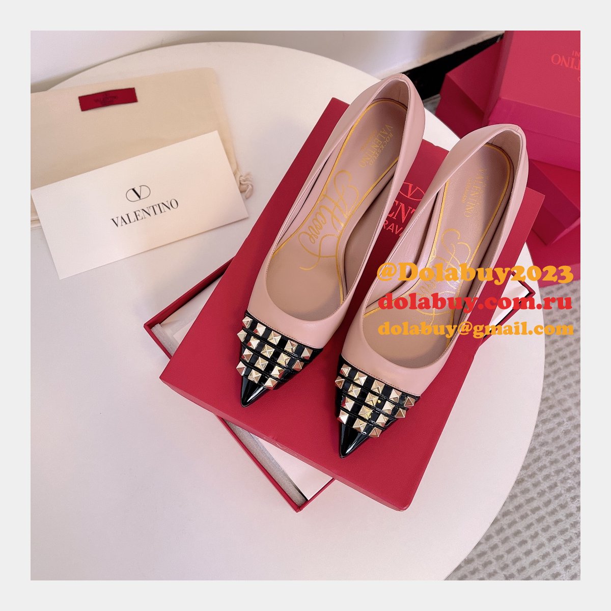 Perfect Valentino Rivet Shoes Top Quality Knockoff for Sale