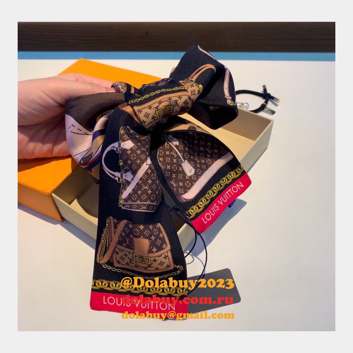 Cheap Dolabuy Scarf Top Quality Replica