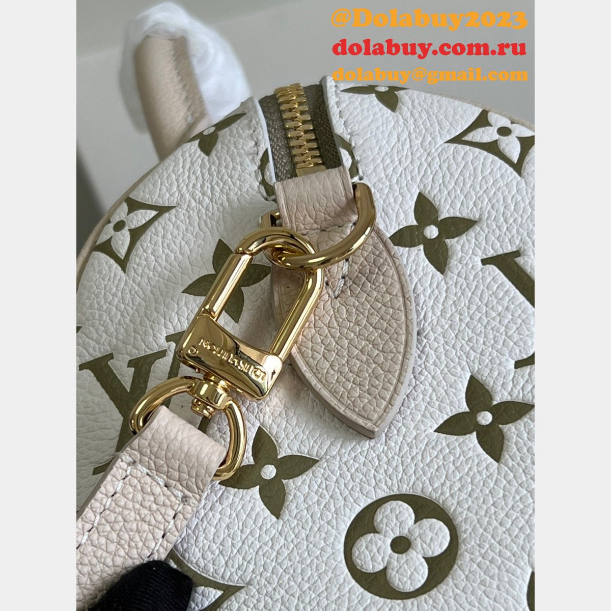 Louis Vuitton cheap replica designer Speedy Bandouliere 20 M46118 Bag