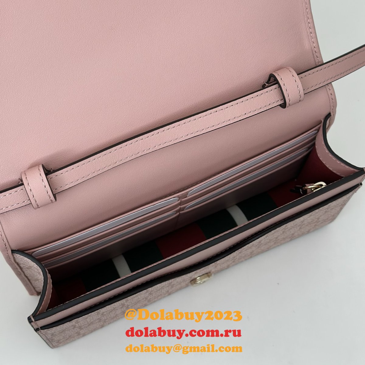 Gucci Designer GG Emblem Zip Around Wallet 819122