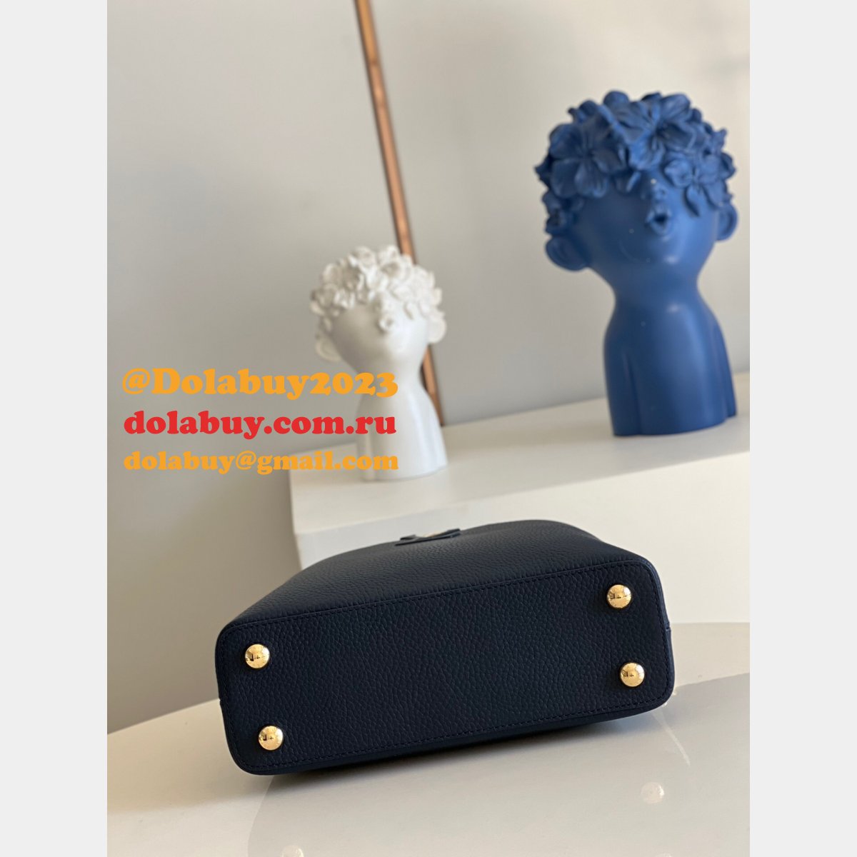 Shop Wholesale Louis Vuitton Replicas Capucines M59209/M59065 Handbag