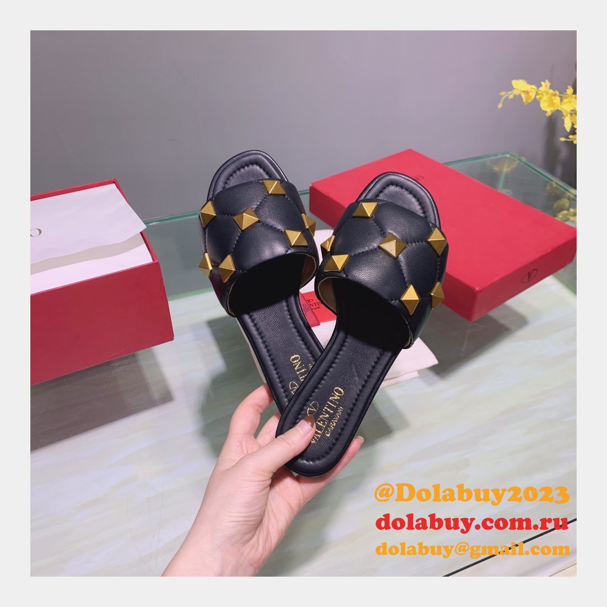 Top Quality Replica Factory Valentino Rivet slippers