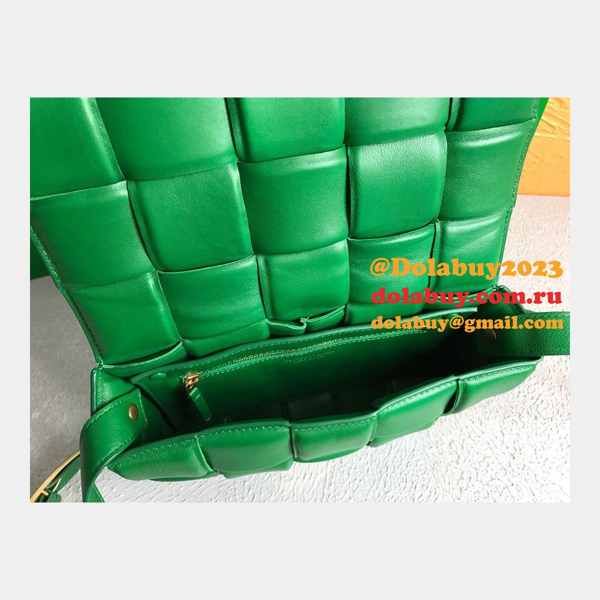 Bottega Veneta Replica Maxi Intreccio Cassette Nappa 58890 Bag