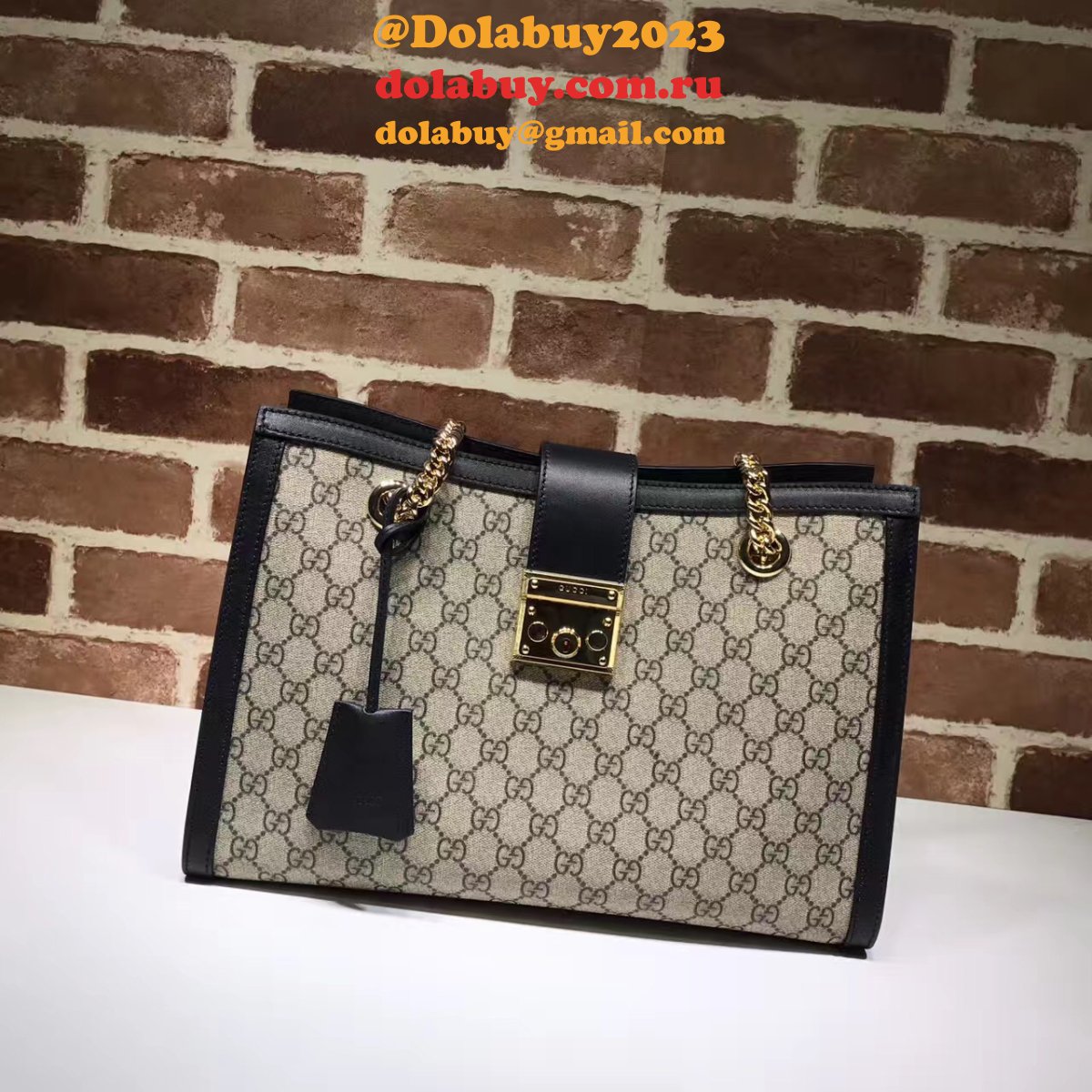 Replicas Gucci Padlock medium GG shoulder bag 479197