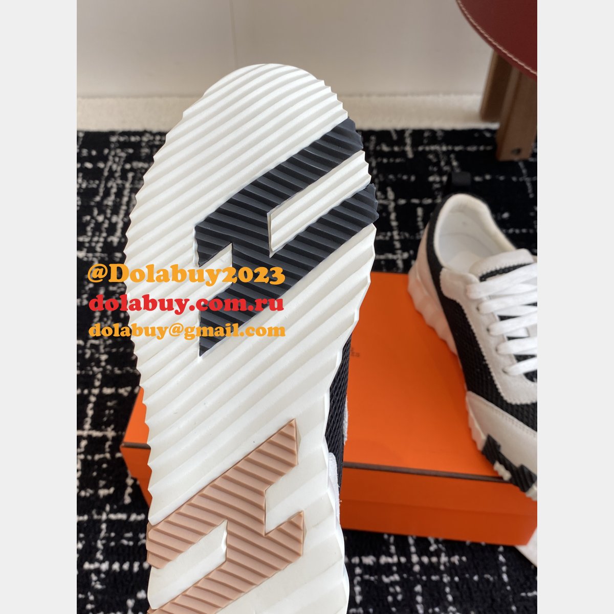 Top Designer Hermes Bouncing Sneaker