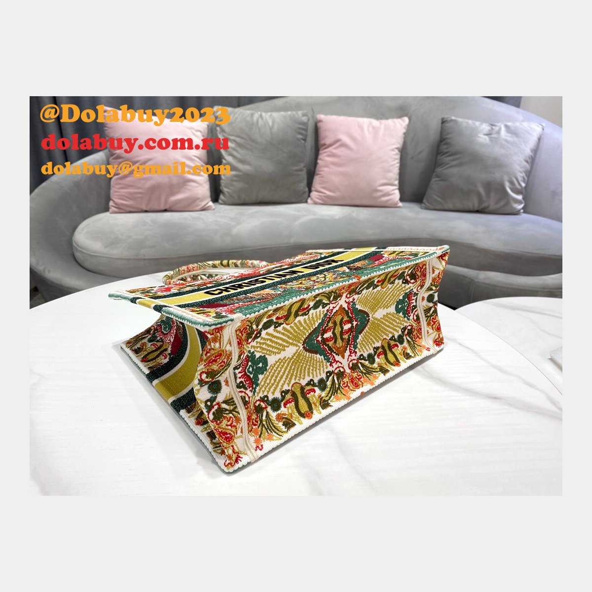 Replicas Christian Dior Luxury Dior Oblique Embroidery