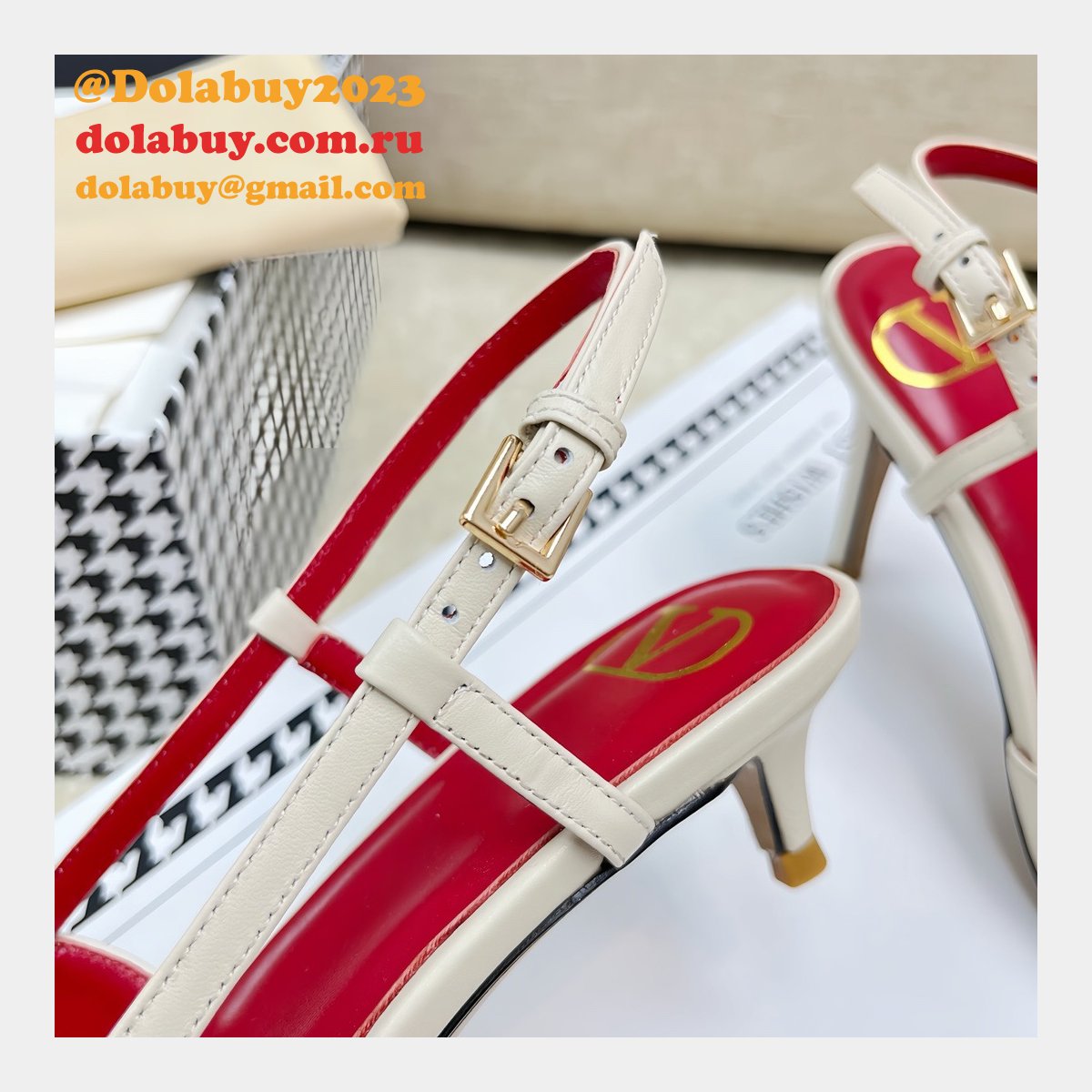 Valentino 1:1 Mirror Slingback Garavani Vlogo Pumps Fake Shoes