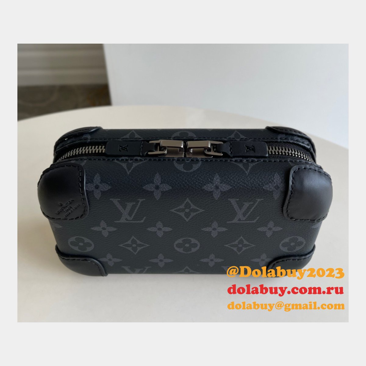 2022 Shop Louis Vuitton Replica Horizon Clutch Monogram Eclipse M45579 Bags