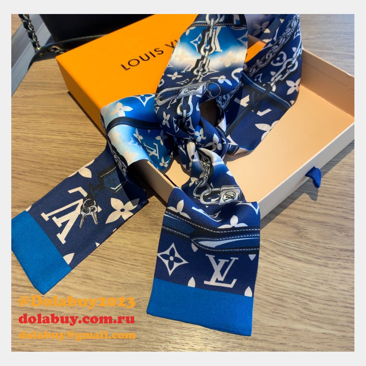 Top Quality Louis Vuitton Monogram Scarves