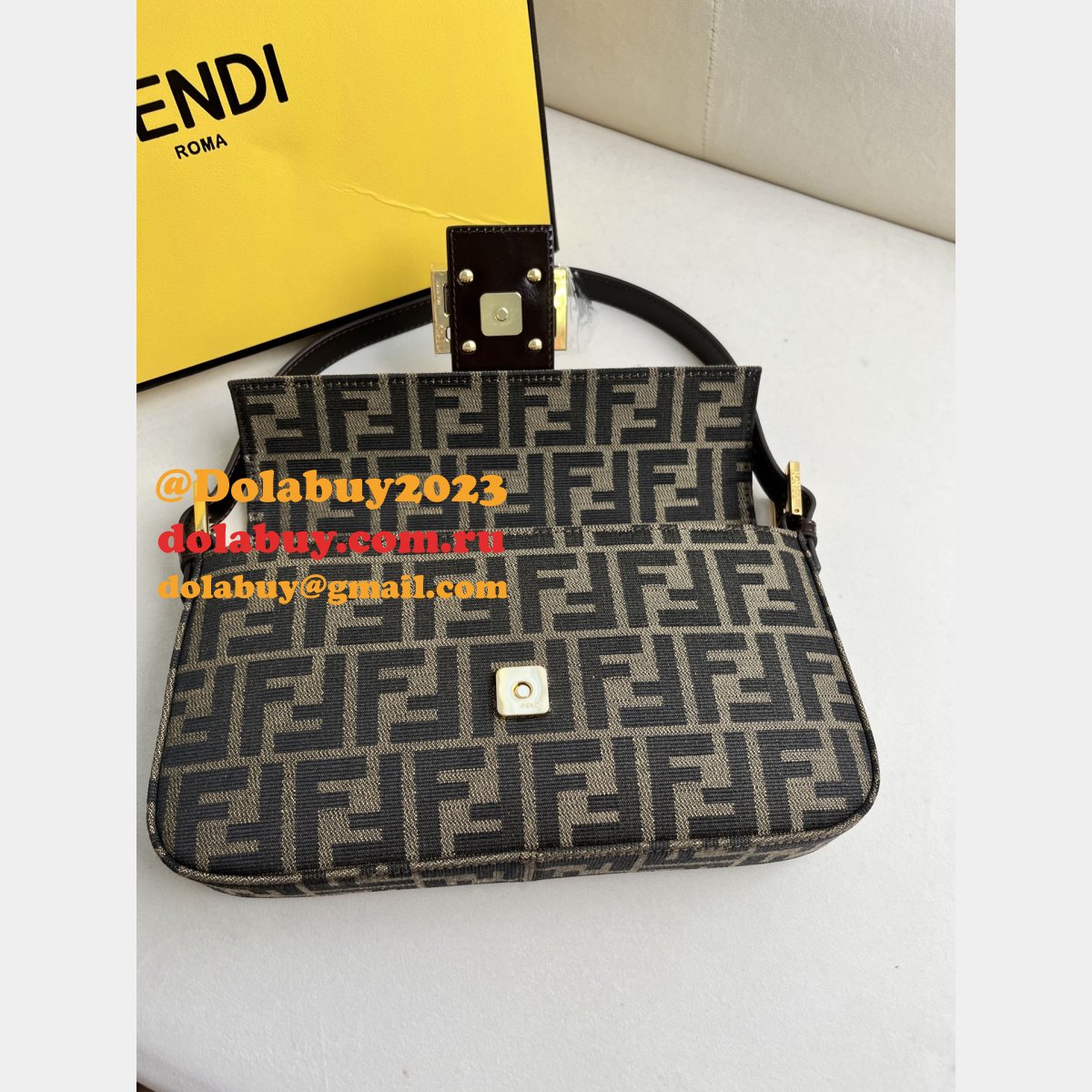 Perfect 1:1 Mirror Fendi Baguette handbag