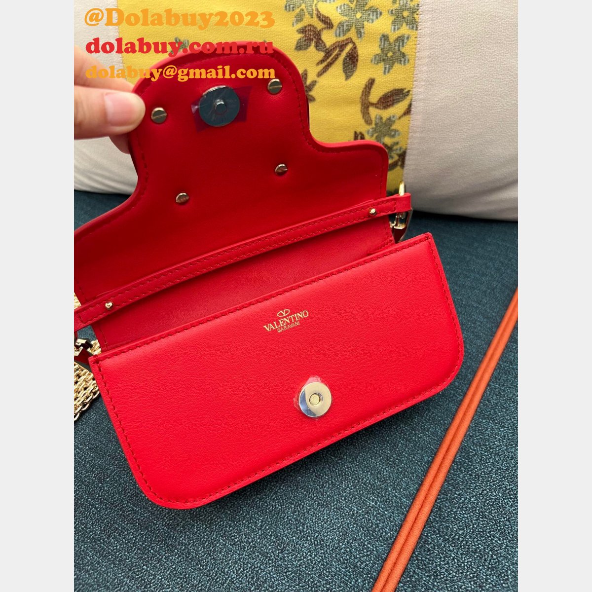 Wholesale Replica Valentino AAA Quality Handbags Outlet For Sale