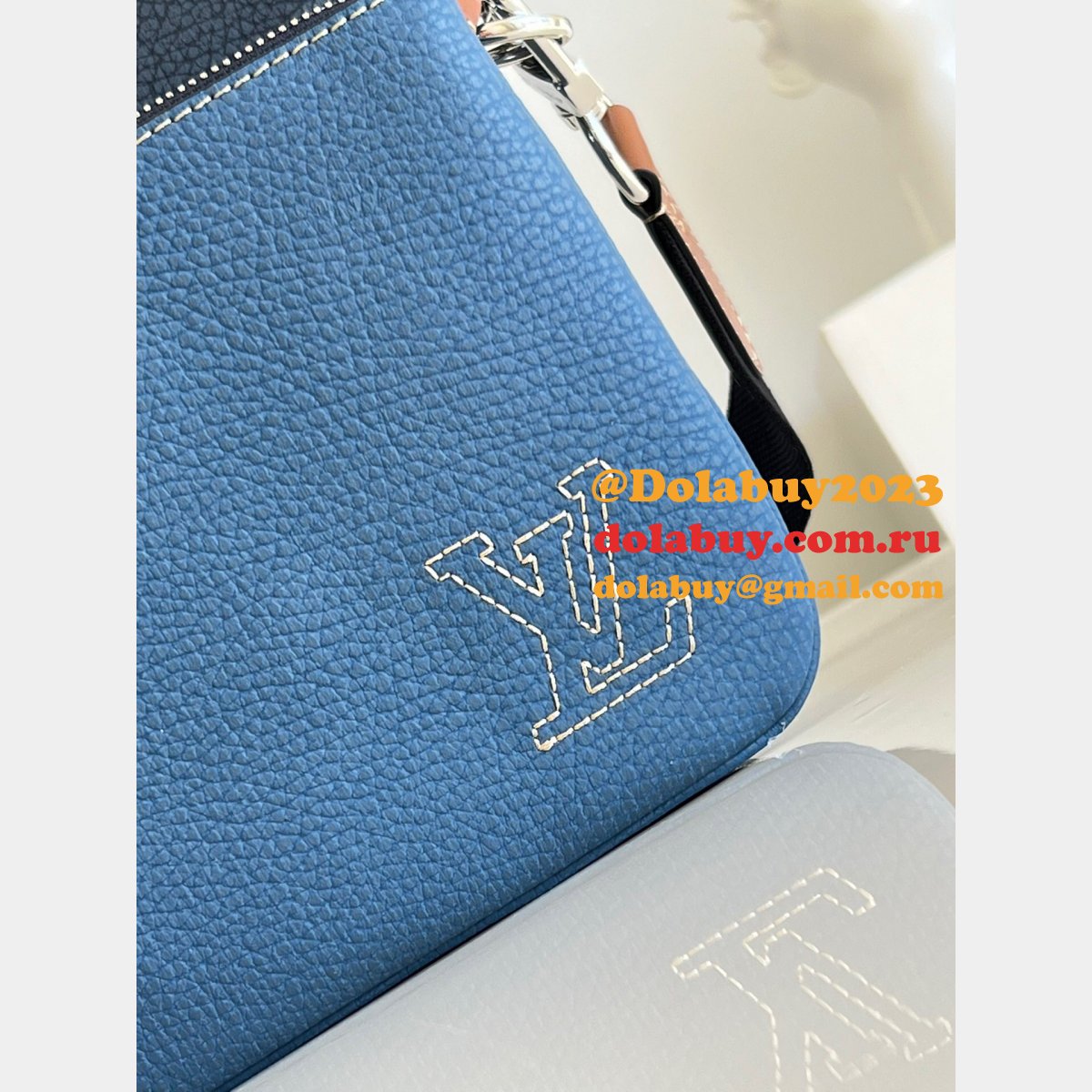 Get the Luxury Louis Vuitton M21544 Trio Messenger Other Replicas Bags