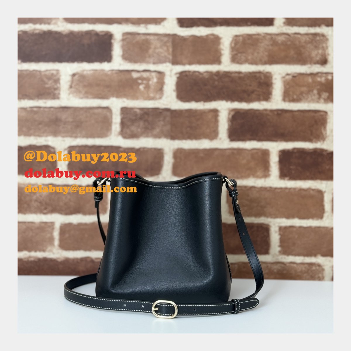 Designer 815118 Fake GG Emblem Gucci 1:1 Mirror Bucket Black Bag