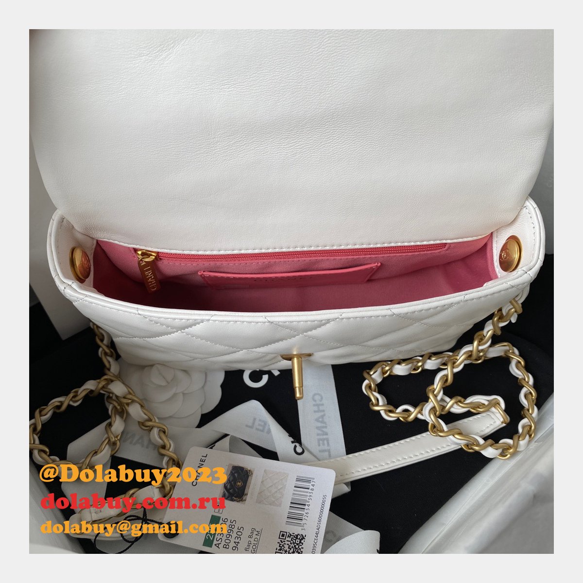 Perfect 1:1 Top Quality Flap Lambskin Replica AS3986 Bag