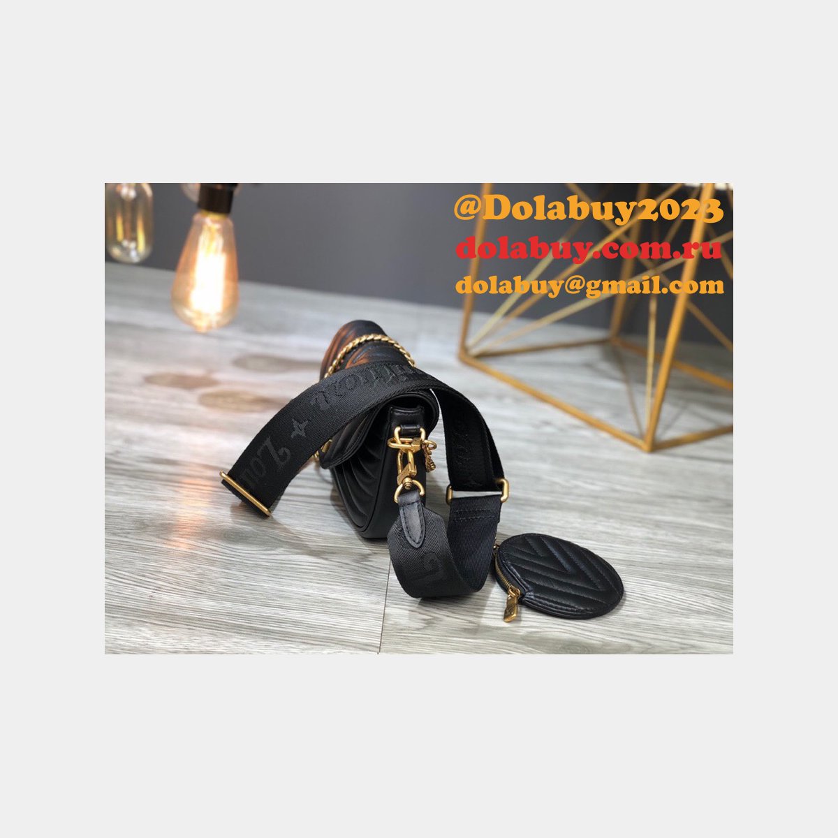 Louis Vuitton Replica M56461/M57864 New Wave Multi Pochette Leather Crossbody