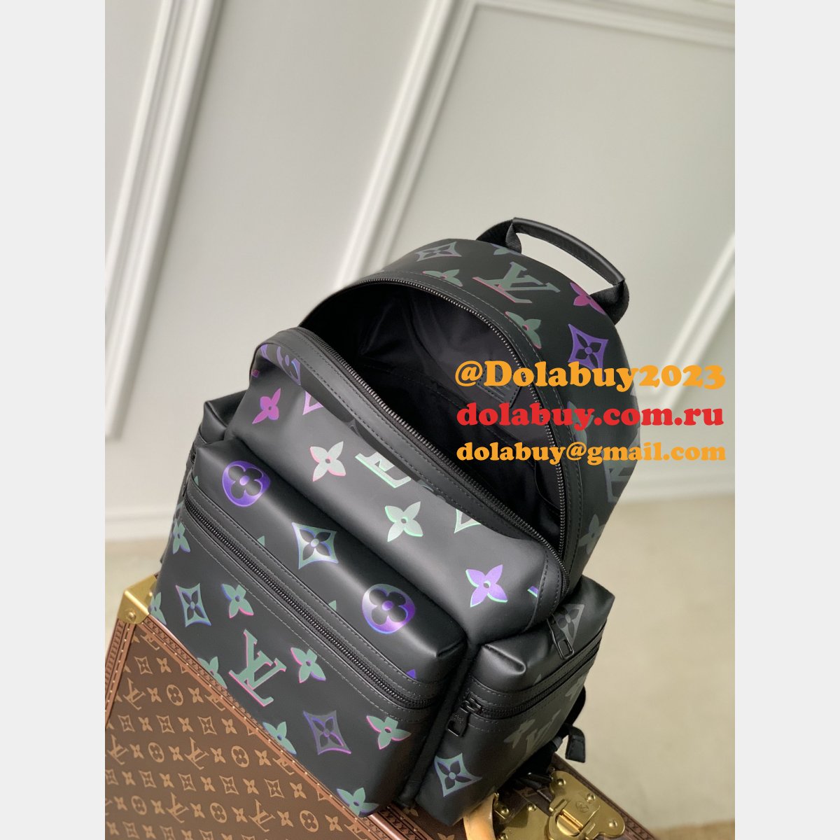 Fake Louis Vuitton 1:1 AAA Comet Backpack Men M22488 Bag