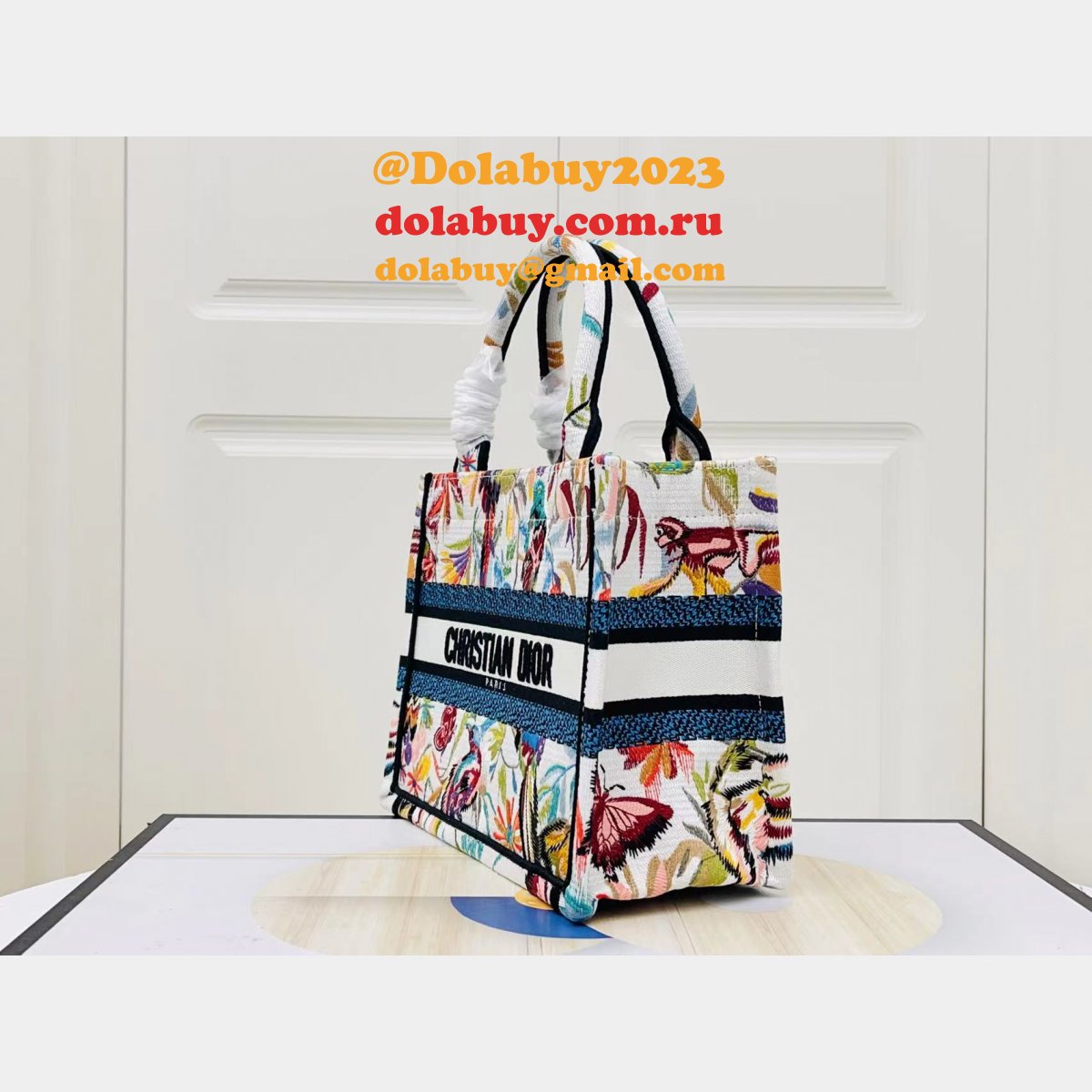 Designer CHRISTIAN DIOR CD BOOK TOTE 26.5/36/41.5CM BAGS