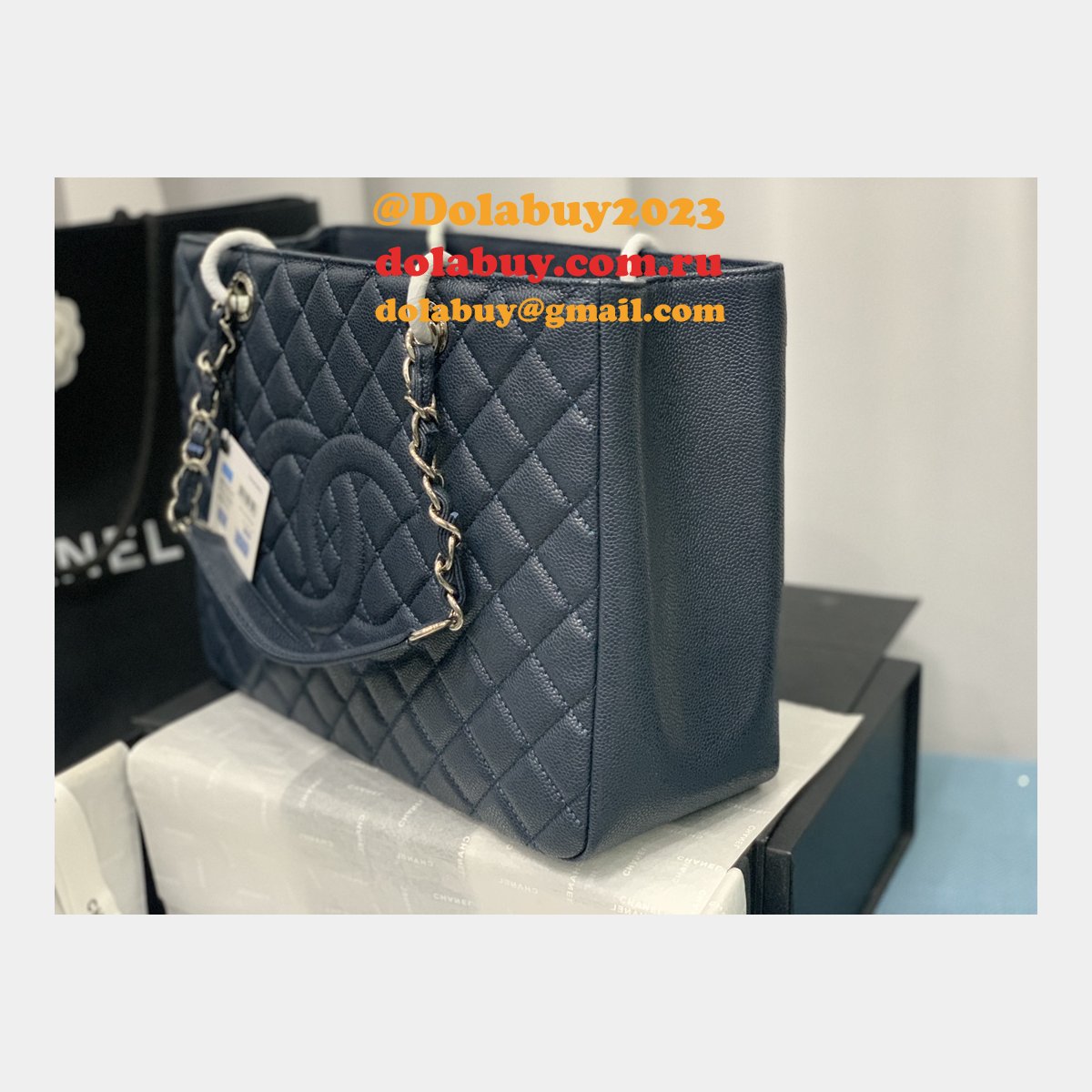 Best classic CC 50995 shopping bag CAVIAR leather