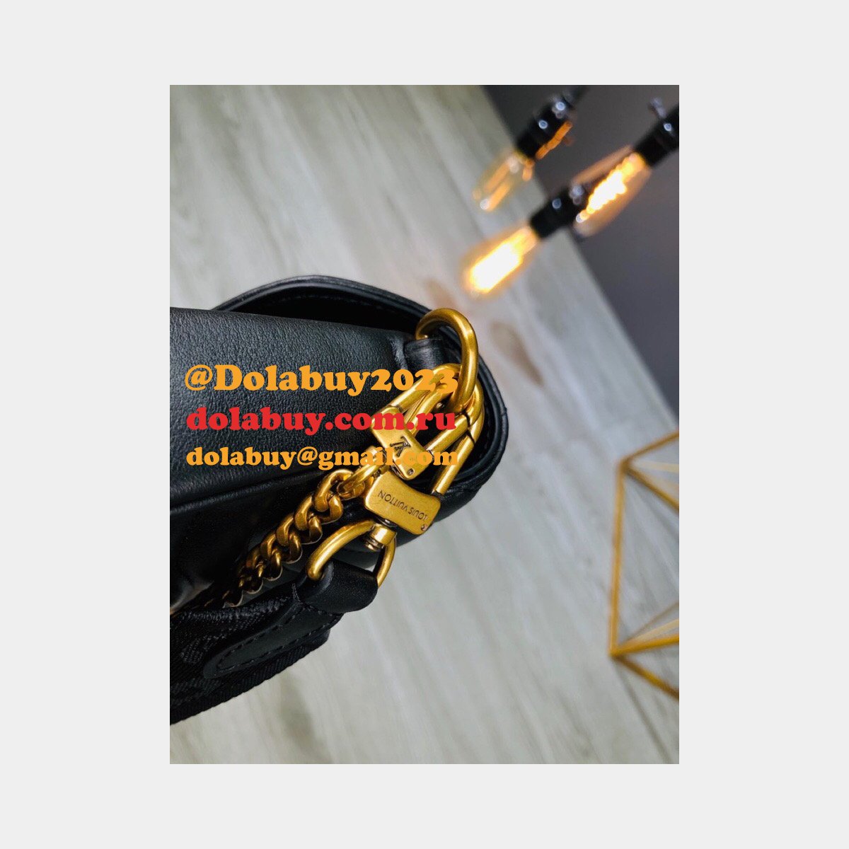 Louis Vuitton Replica M56461/M57864 New Wave Multi Pochette Leather Crossbody