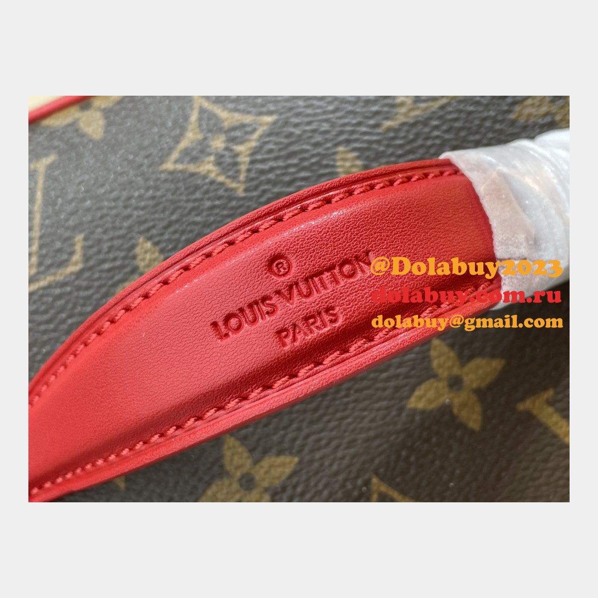 Nice Replica Mini Toiletry Pouch Louis Vuitton M44495 Perfect Bag