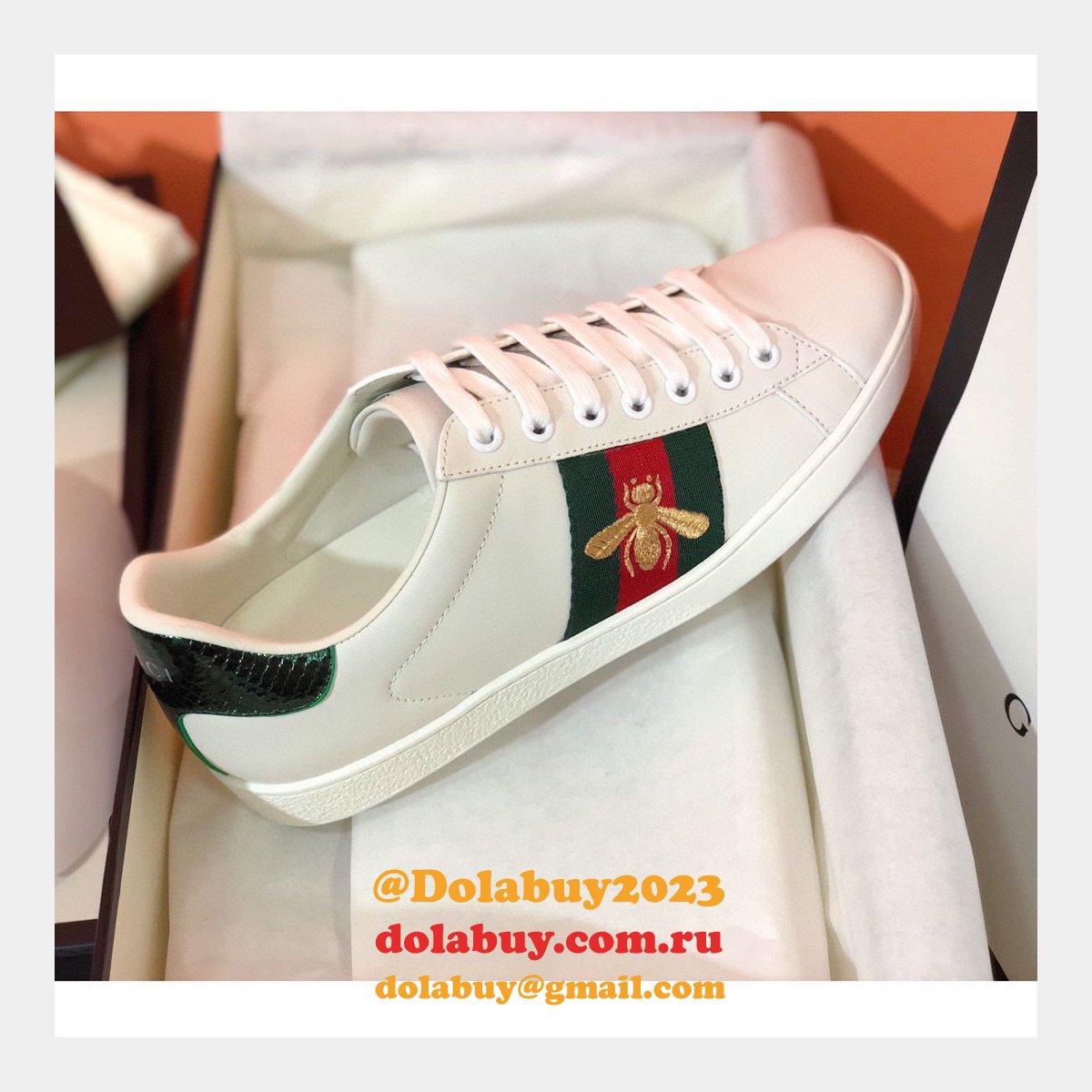Gucci ACE sneaker with Bee