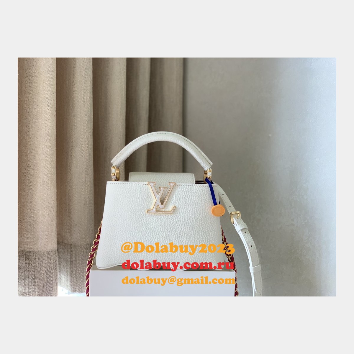 Capucines Capucines M22122/M22121 Designer Louis Vuitton Replica Bag