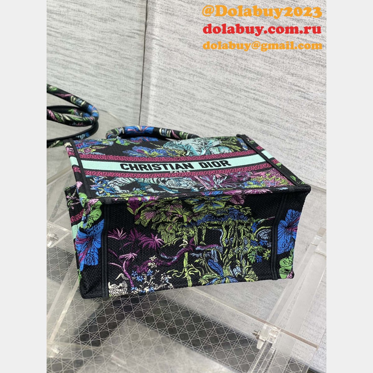 Top-Quality Fake CD Book Tote Dior Affordable Luxury Bags