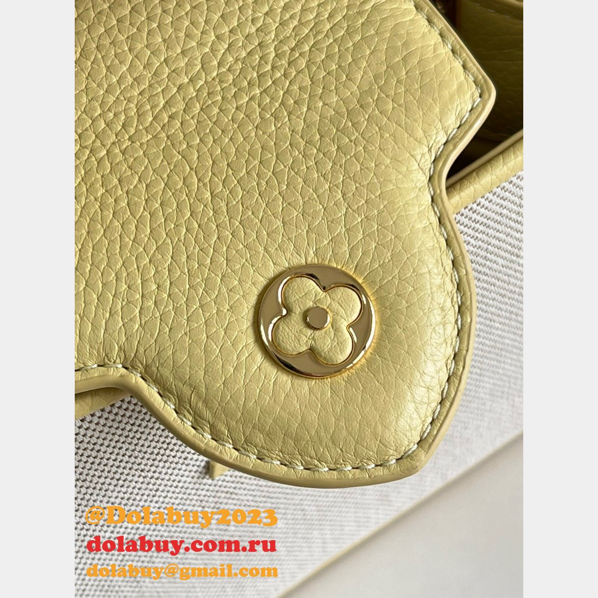 Capucines High Louis Vuitton Replicas M48865 Perfect Bag