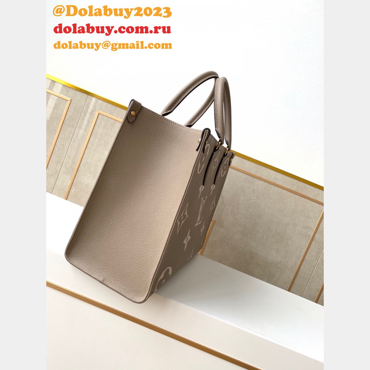 Louis Vuitton Replicas OnTheGo MM Monogram Empreinte Leather M45494