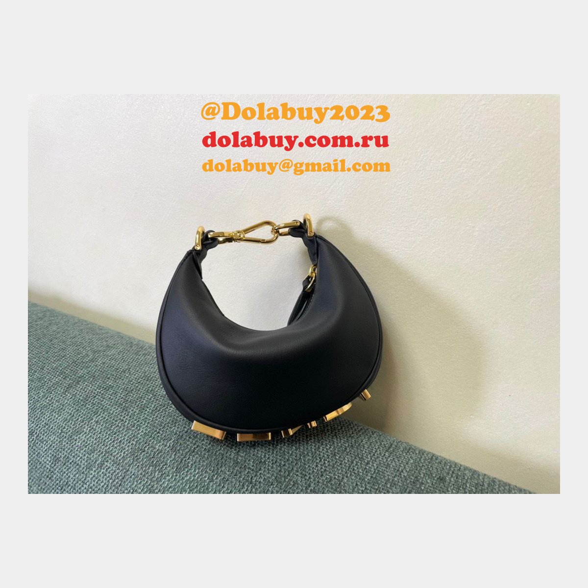 Top Mini Nano Fendi Replica graphy bags