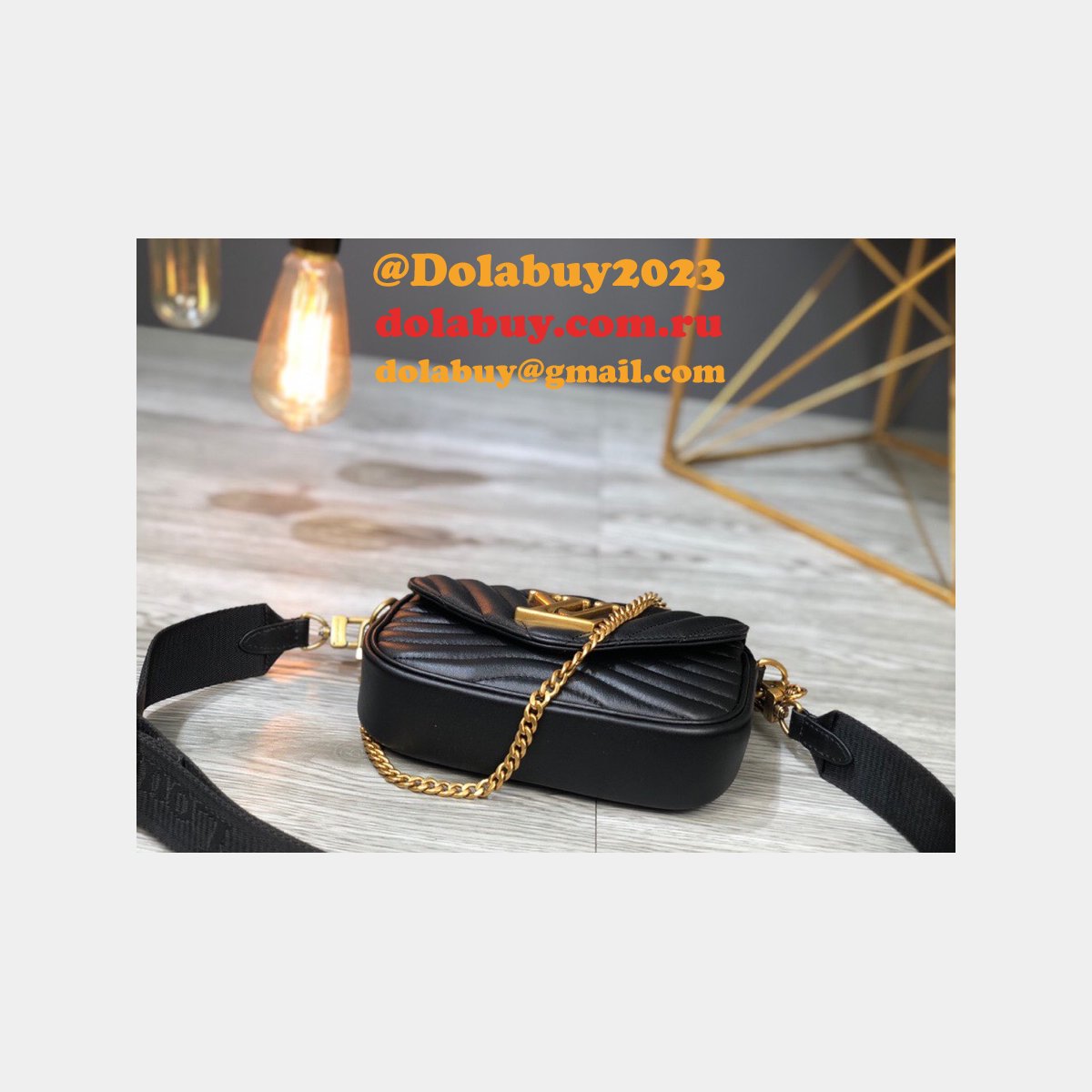 Louis Vuitton Replica M56461/M57864 New Wave Multi Pochette Leather Crossbody