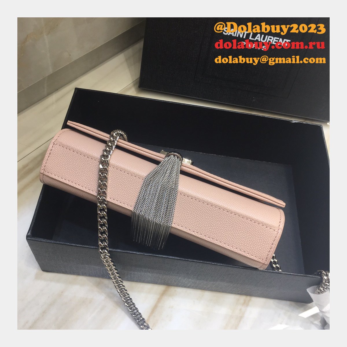 Saint Laurent 20CM Vicky Quilted Shoulder Bag
