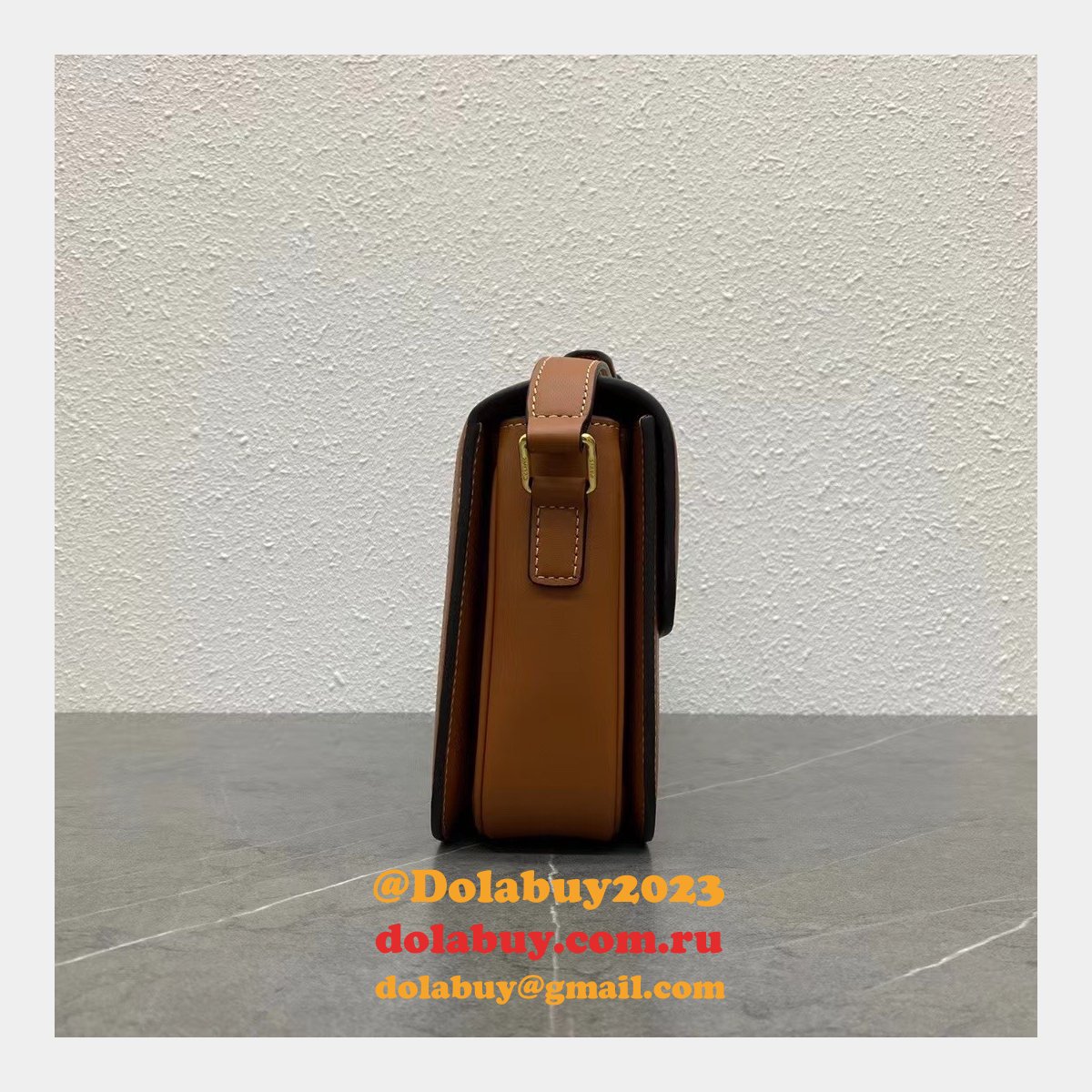 Celine Top Quality Triomphe Teen 18/22CM 188423 Knockoff Bag