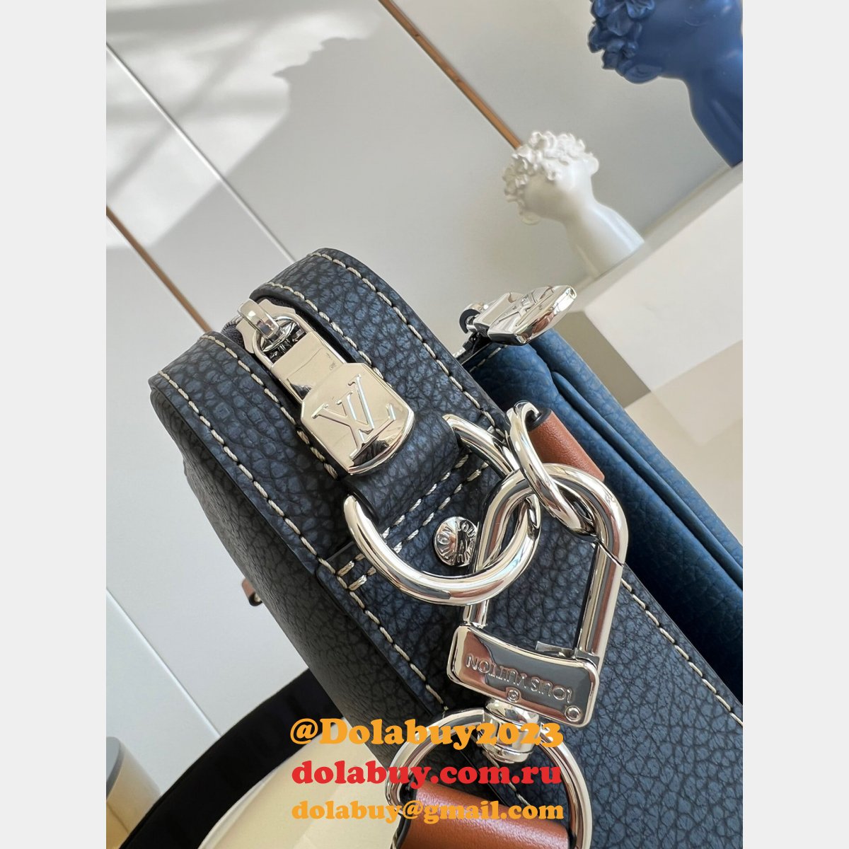 Get the Luxury Louis Vuitton M21544 Trio Messenger Other Replicas Bags