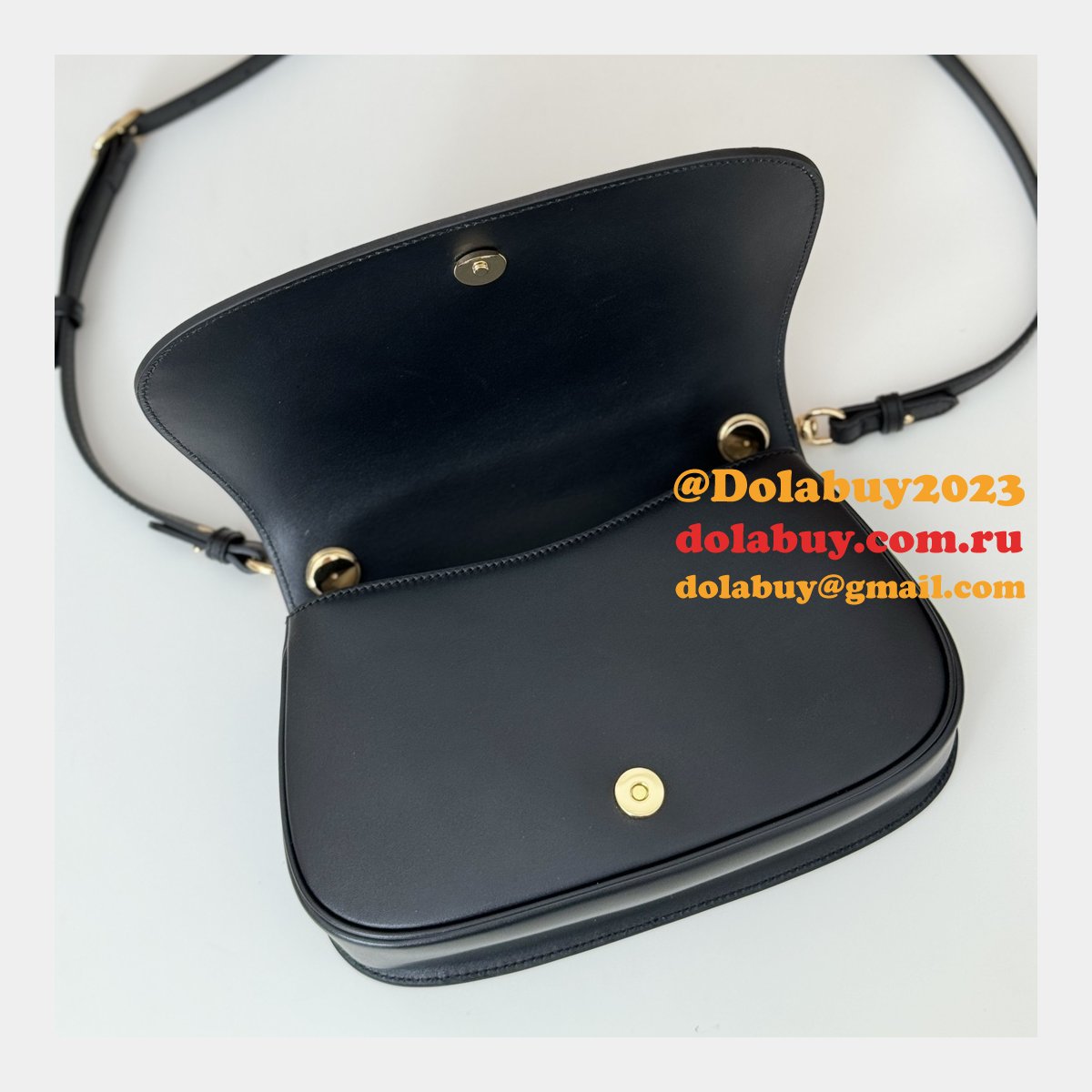 Gucci Luxury Blondie Shoulder Top Handle 815714 Replica Bag