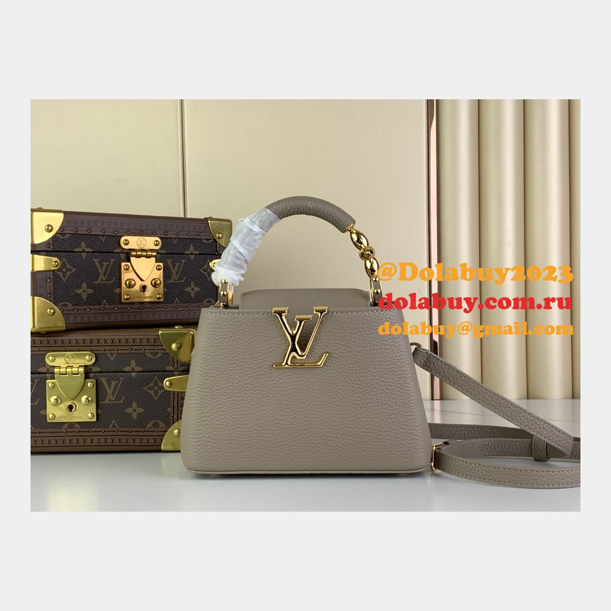 The Capucines M48865 M24989 M24698 Louis Vuitton Designer Replica Bag