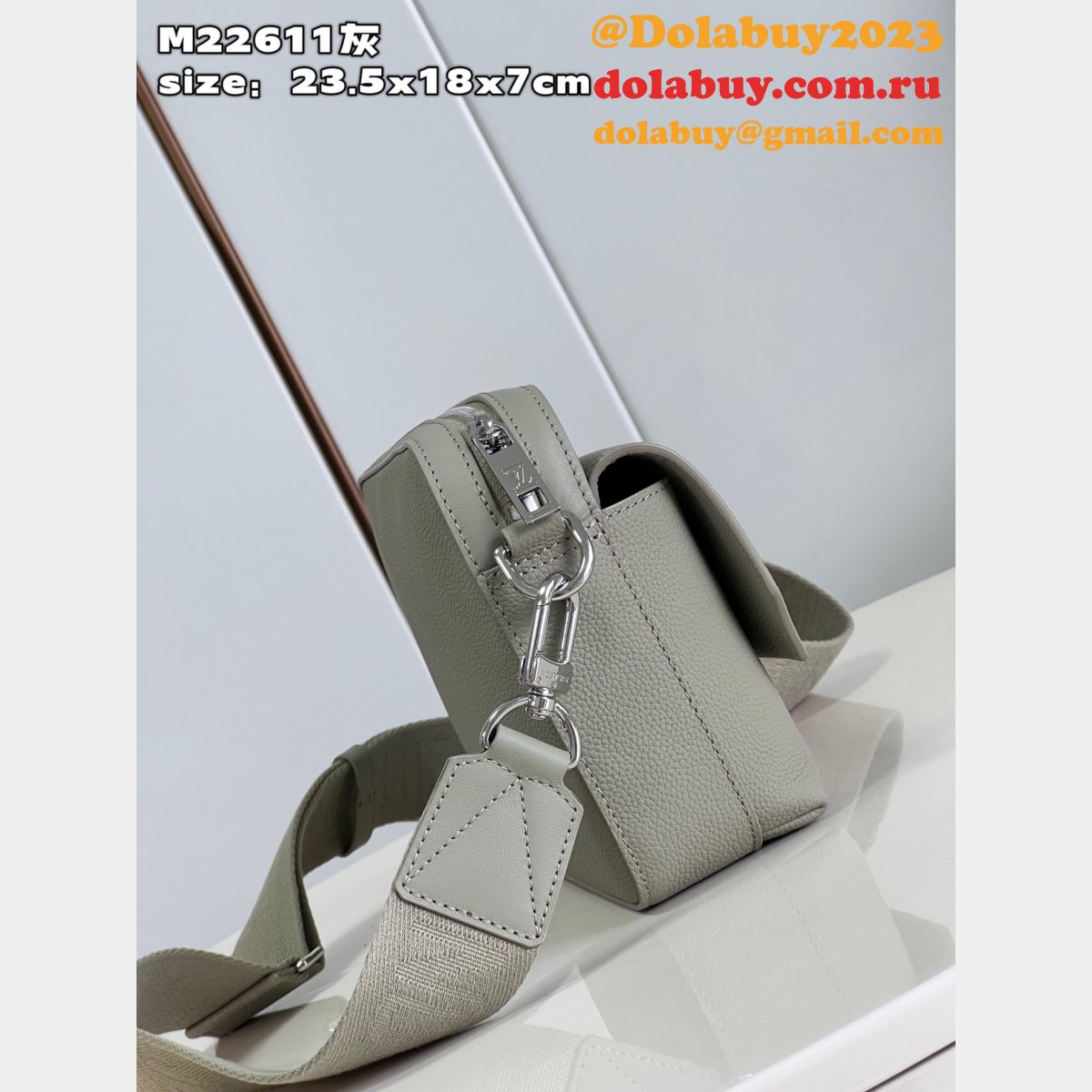 Fastline Messenger LV Aerogram Louis Vuitton Replica M22611 M22482 Bag