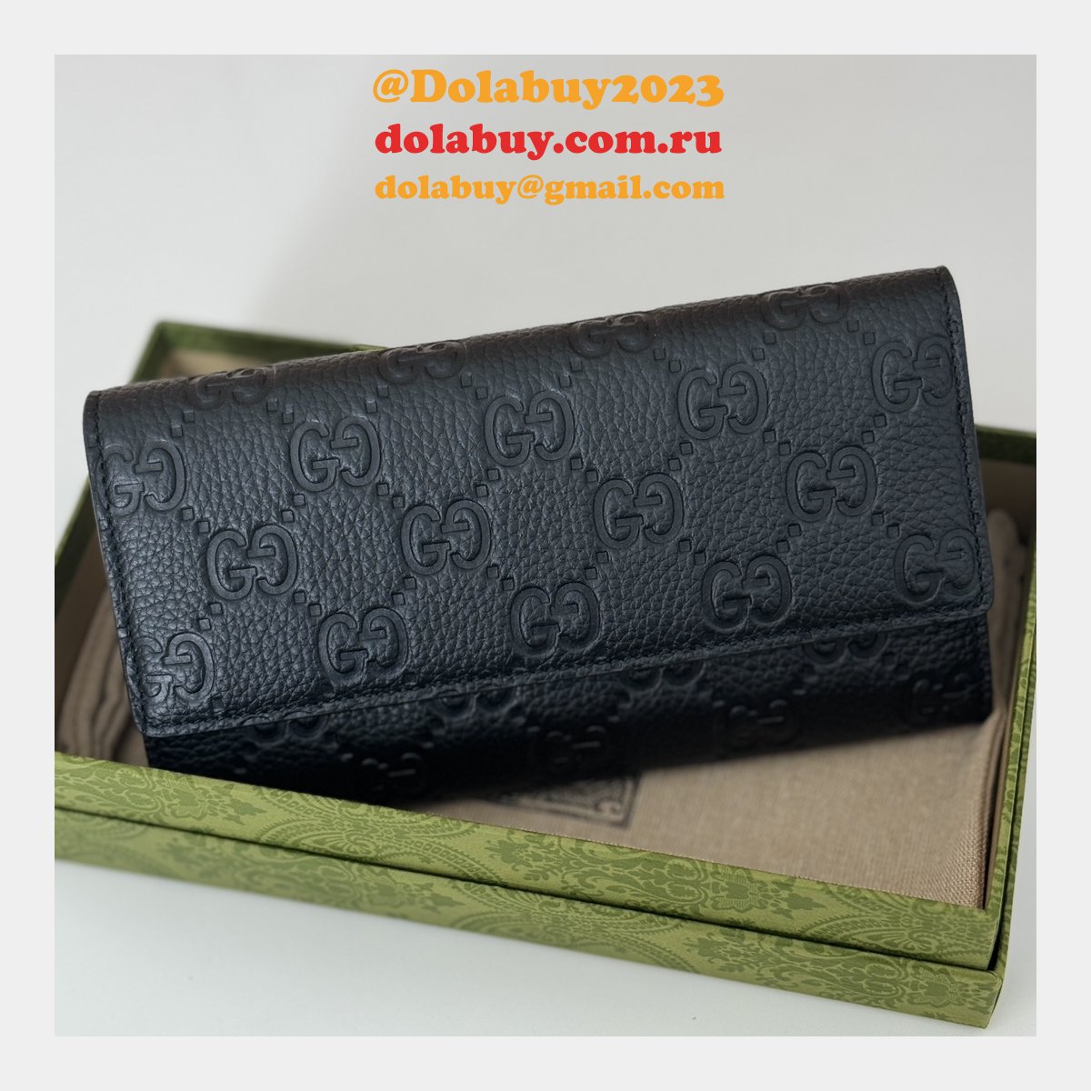 Gucci GG Emblem Continental Wallet Continental Knockoff 815922